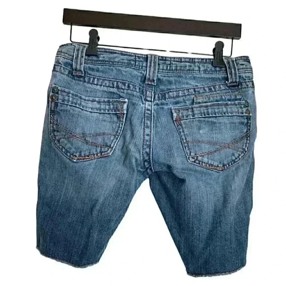 Lot of 3 Women's 3/4 Denim Shorts: Aeropostale, Denizen, and Loft - Picture 3 of 14